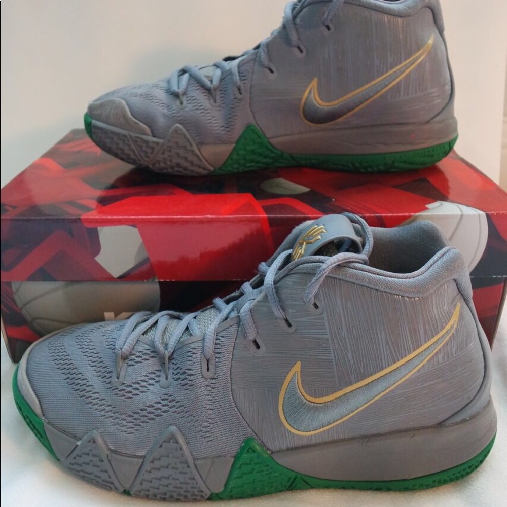 Nike Kyrie 4 Basketball Shoes